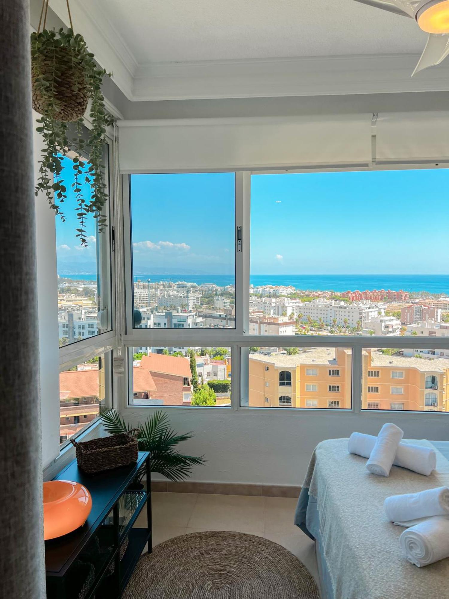 Cozy Flat With Sea Views La Torre Apartment ตอร์เรโมลิโนส ภายนอก รูปภาพ
