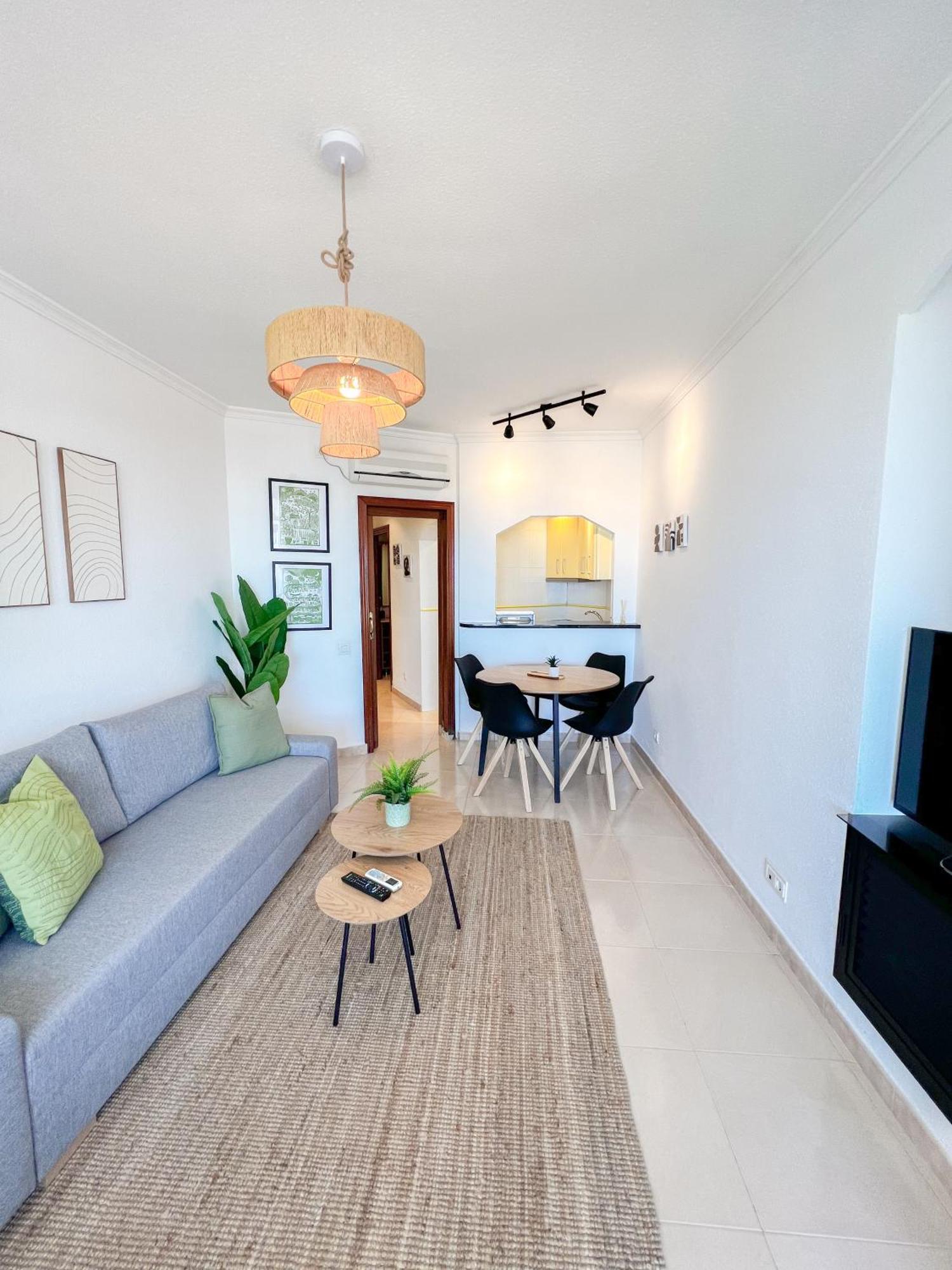Cozy Flat With Sea Views La Torre Apartment ตอร์เรโมลิโนส ภายนอก รูปภาพ