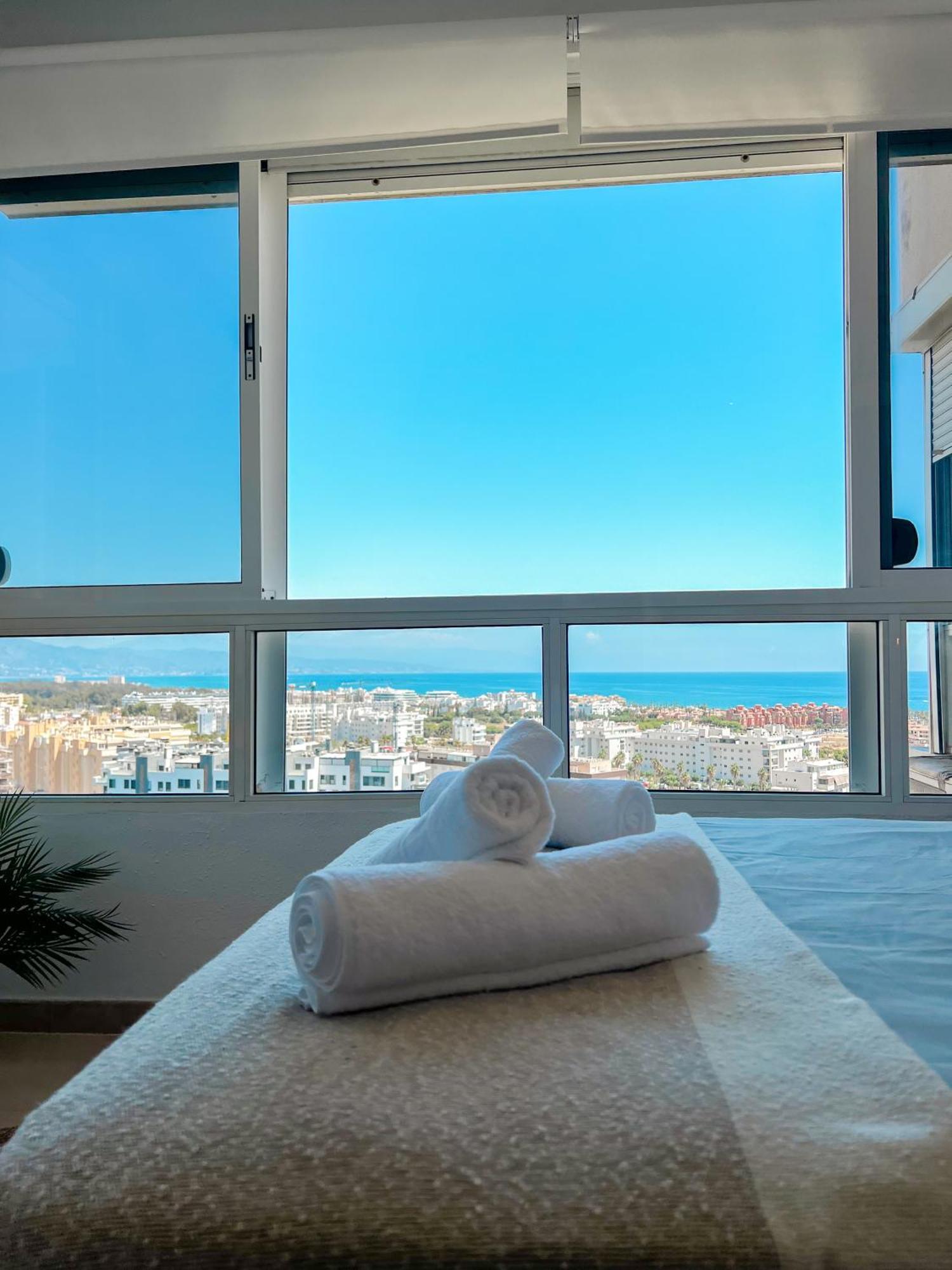 Cozy Flat With Sea Views La Torre Apartment ตอร์เรโมลิโนส ภายนอก รูปภาพ