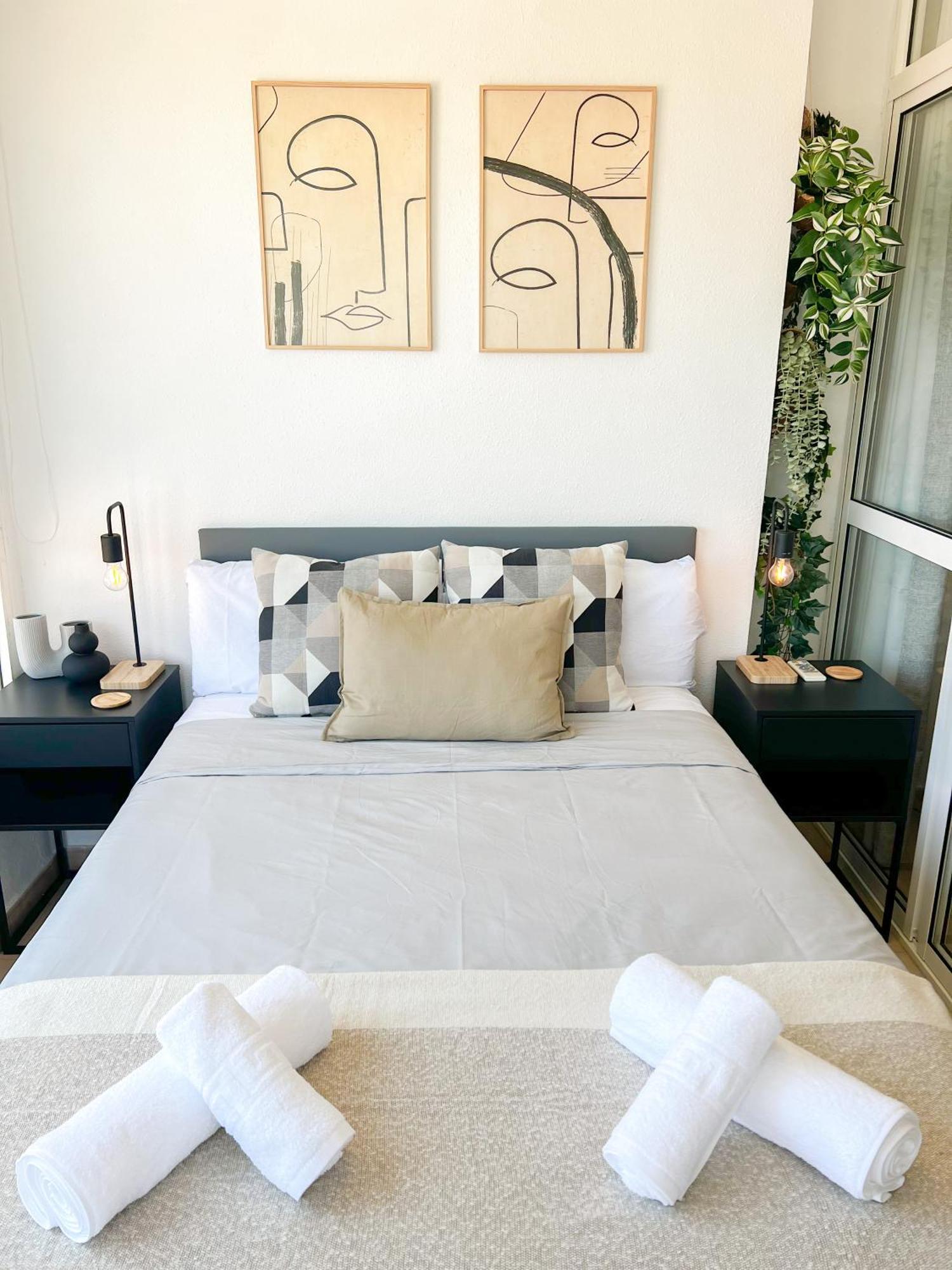 Cozy Flat With Sea Views La Torre Apartment ตอร์เรโมลิโนส ภายนอก รูปภาพ